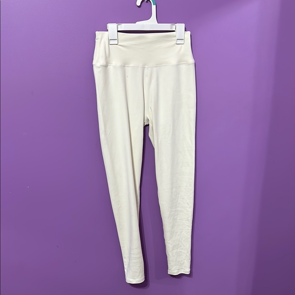 White High-Waisted Leggings